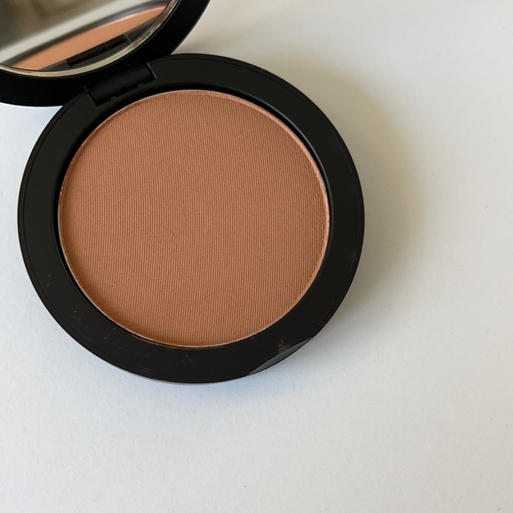 Elcie Bronzer
